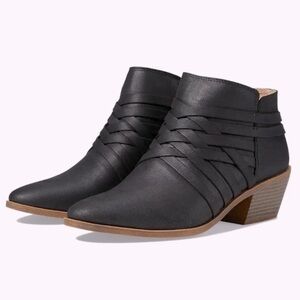 Lifestride Prairie Flex Black Ankle Boots with Braided Detail Sz 6.5